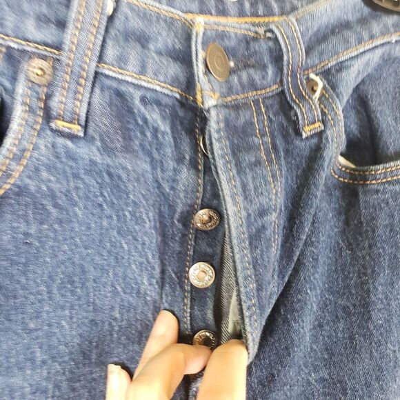 Levi Women's Ribcage Bootcut High-Rise Medium Denim Wash Jeans Size 26/Small - Picture 3 of 12